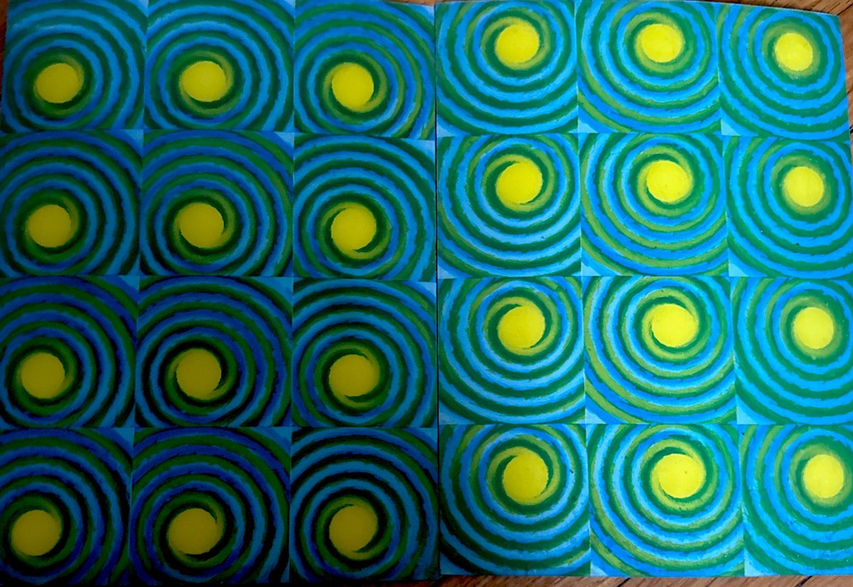 Groovy teal Vari-Vue geometric swirls lenticular