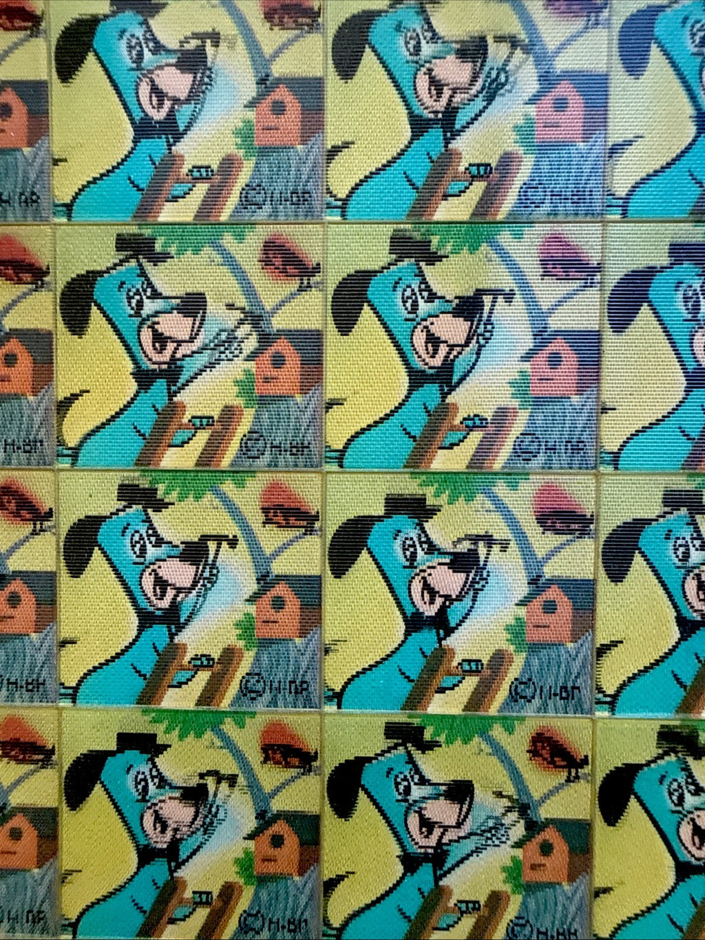 1960s Vari-Vue Huckleberry Hound uncut sheet of 42 lenticular flickers - photo 3