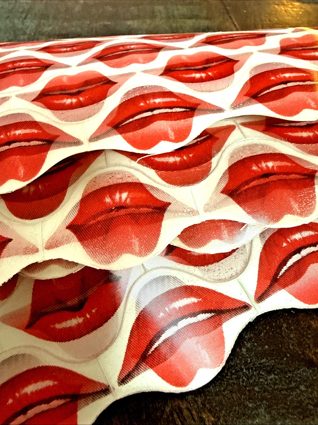 1960s Vari-Vue motion lenticular uncut sheets lips huge lot - photo 4