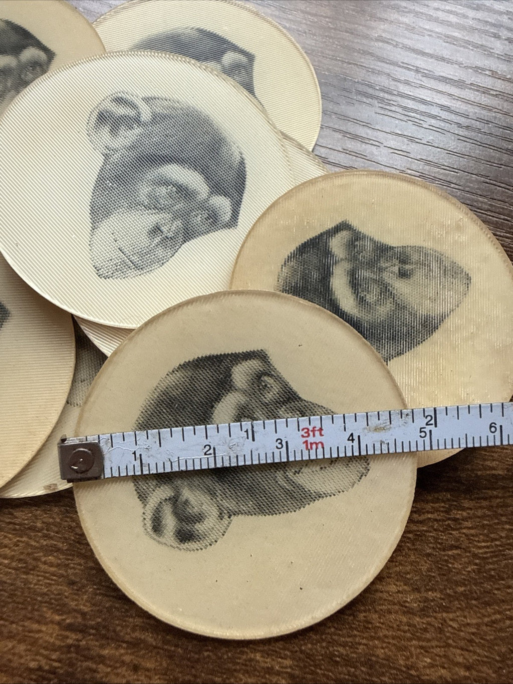 Vari-Vue 1950s chimpanzees round motion lenticular flickers - photo 5