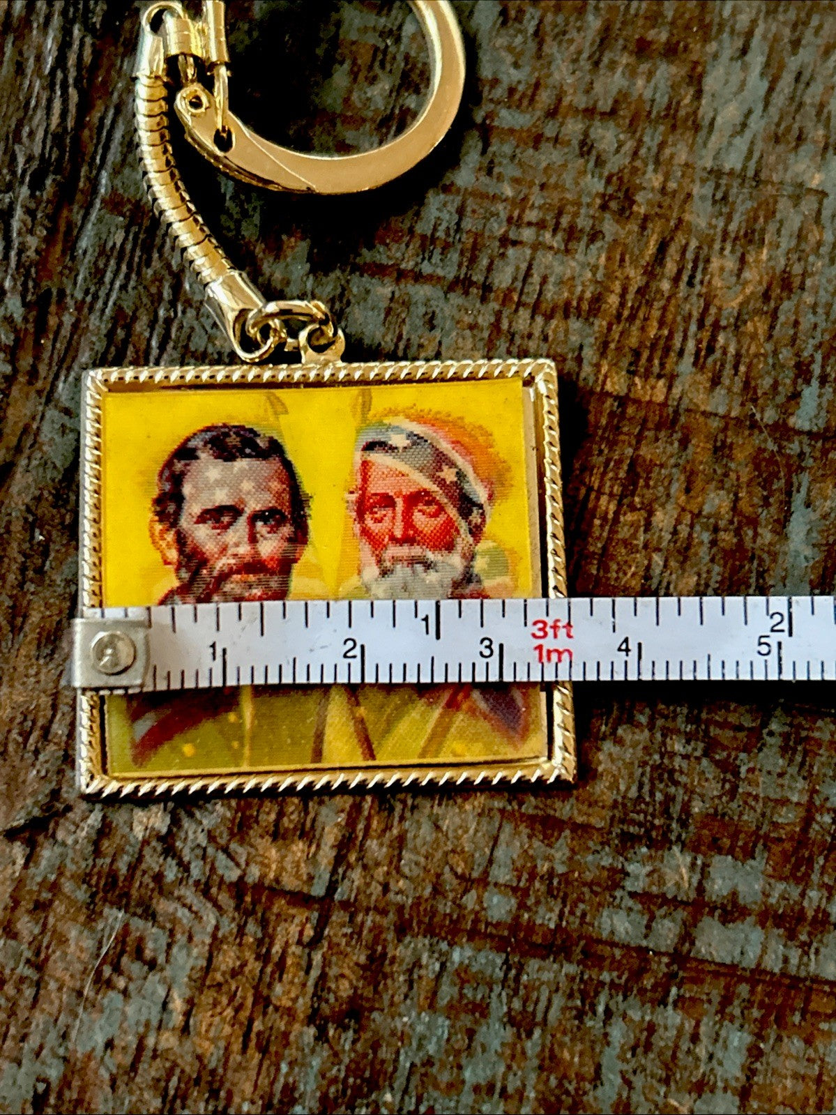 Vintage Vari-Vue lenticular Lee and Grant Civil War keychain - photo 4