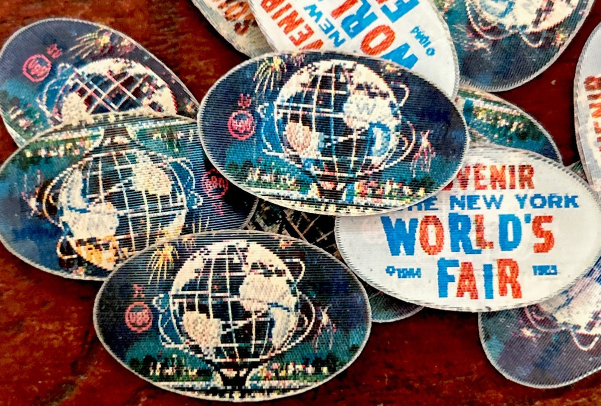 Lot Of 15 1964-65 Vari Vue Flicker Flasher Unisphere New York World's Fair Souvenir - photo 4
