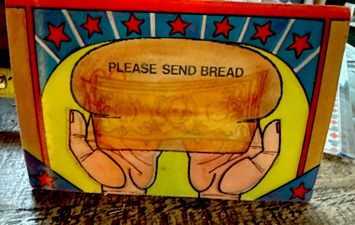 1970s Vari Vue Passionate Plea PLEASE SEND BREAD HIPPY PUN POSTCARD - photo 3