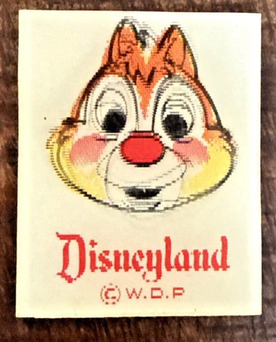 1960S DISNEYLAND VARI VUE FLICKER LENTICULAR SOUVENIR I.D TAG CHIP N DALE NOS - photo 3