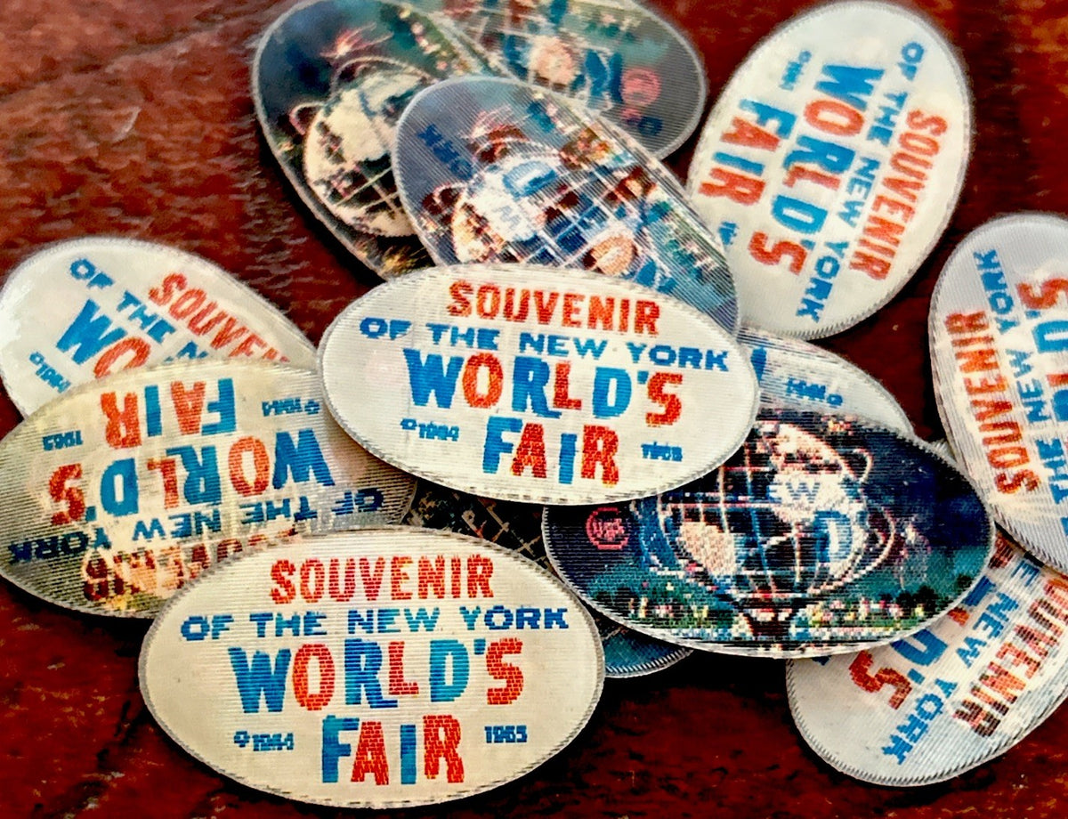 Lot Of 15 1964-65 Vari Vue Flicker Flasher Unisphere New York World's Fair Souvenir - photo 3