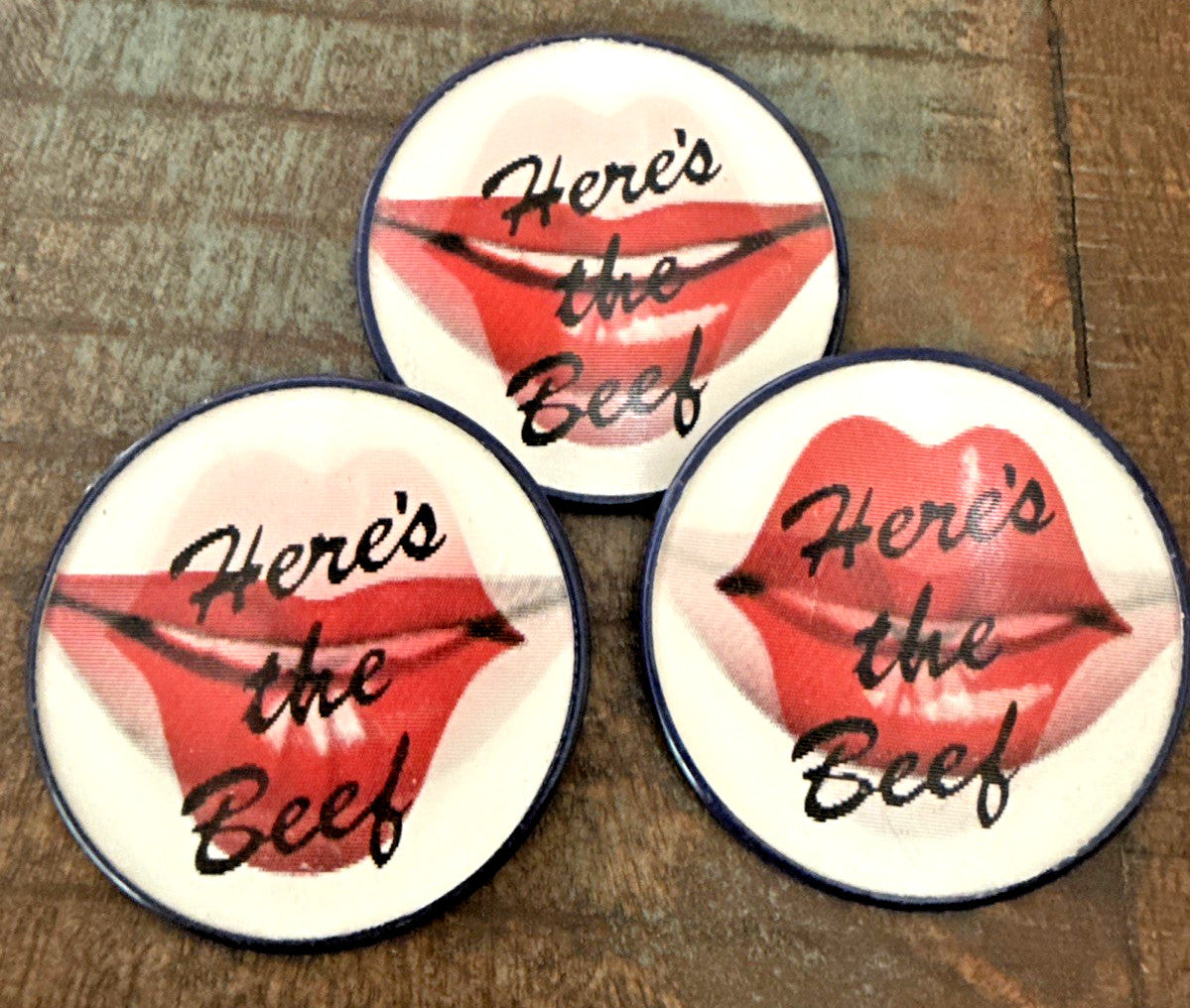 Vintage Vari-Vue Here's The Beef kissing lip pins
