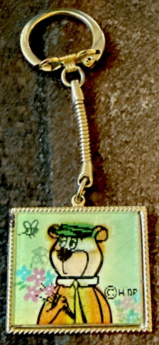 Vintage Hanna-Barbera Vari-Vue Yogi Bear butterfly on nose keychain