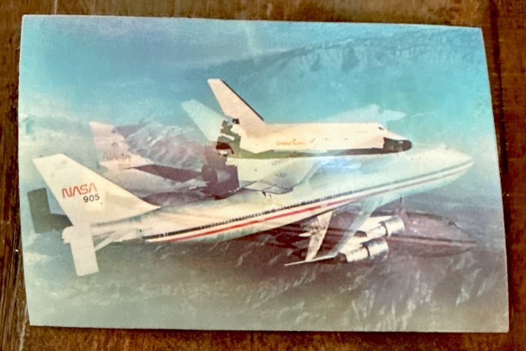 Vtg VARI VUE SPACE SHUTTLE ENTERPRISE NASA 747 UNUSED POSTCARD NOS RARE - photo 2