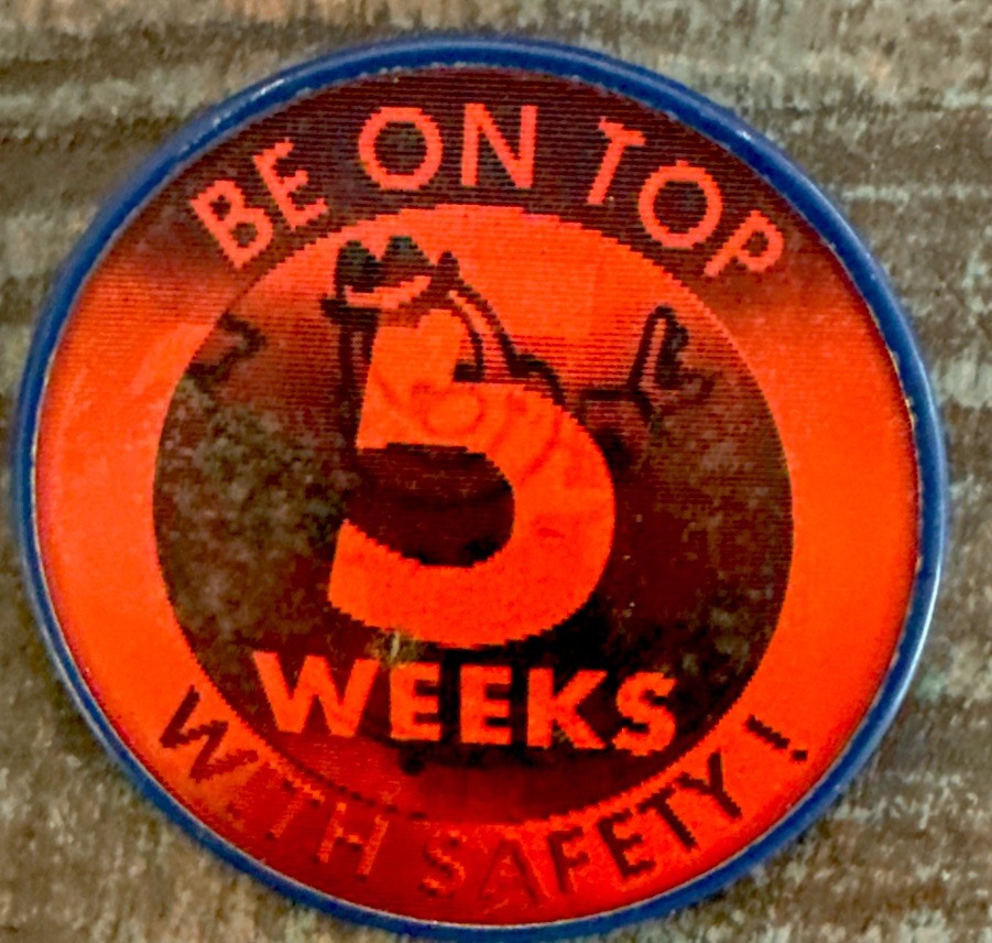 Vintage Vari-Vue Boy Scouts safety pinbacks Safety Week - photo 8