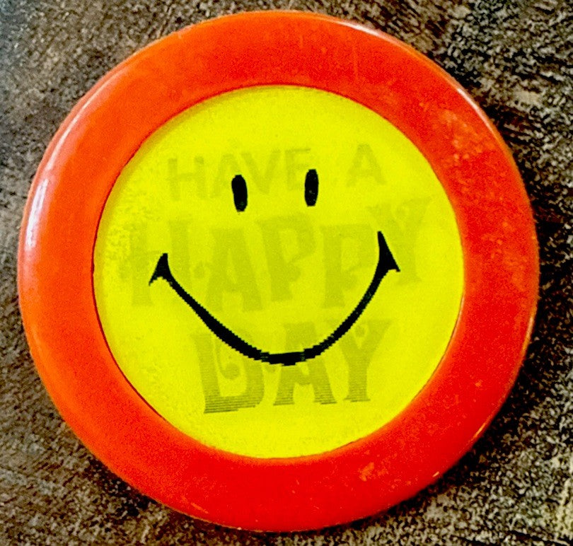 1960s Vari-Vue Have a Happy Day smiley face lenticular orange badge - photo 2
