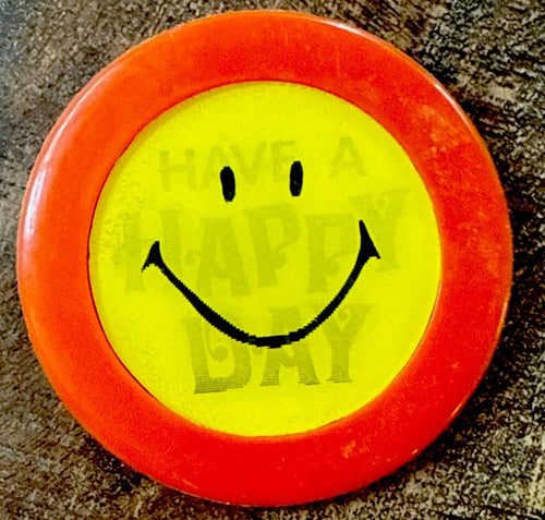 1960s Vari-Vue Have a Happy Day smiley face lenticular orange badge - photo 2