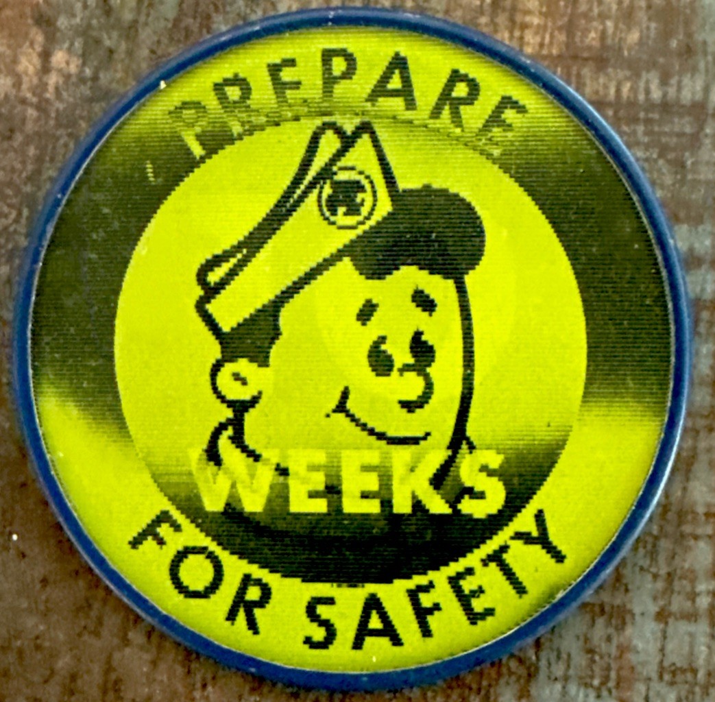 Vintage Vari-Vue Boy Scouts safety pinbacks Safety Week - photo 5