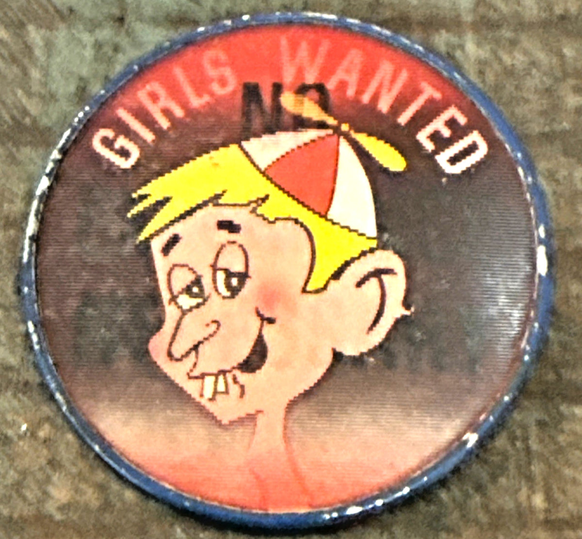 1950s Vari Vue Girls Wanted 2-phase pin - photo 3