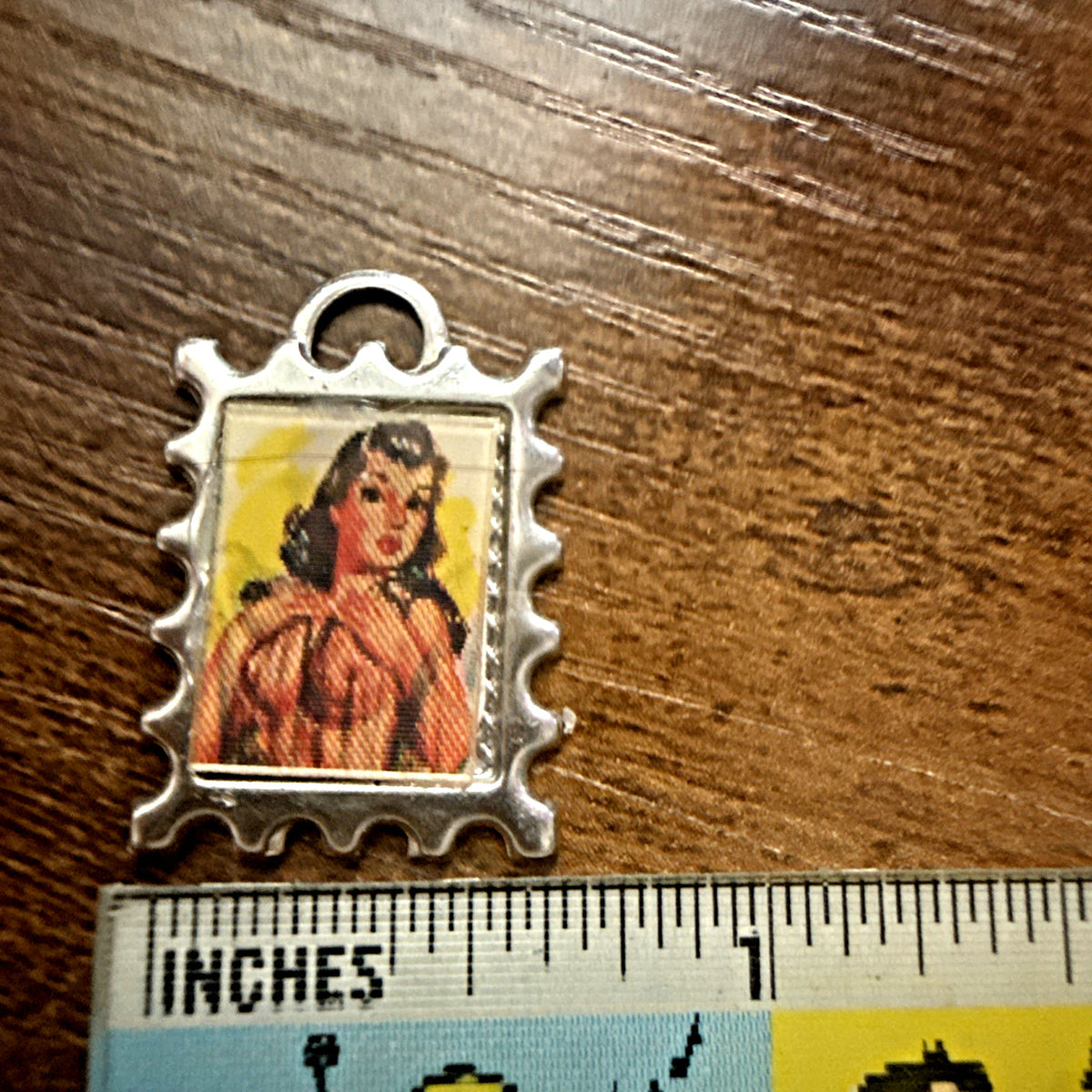 1960s Vari-Vue lenticular risque nudes charms lot of 3 - photo 3