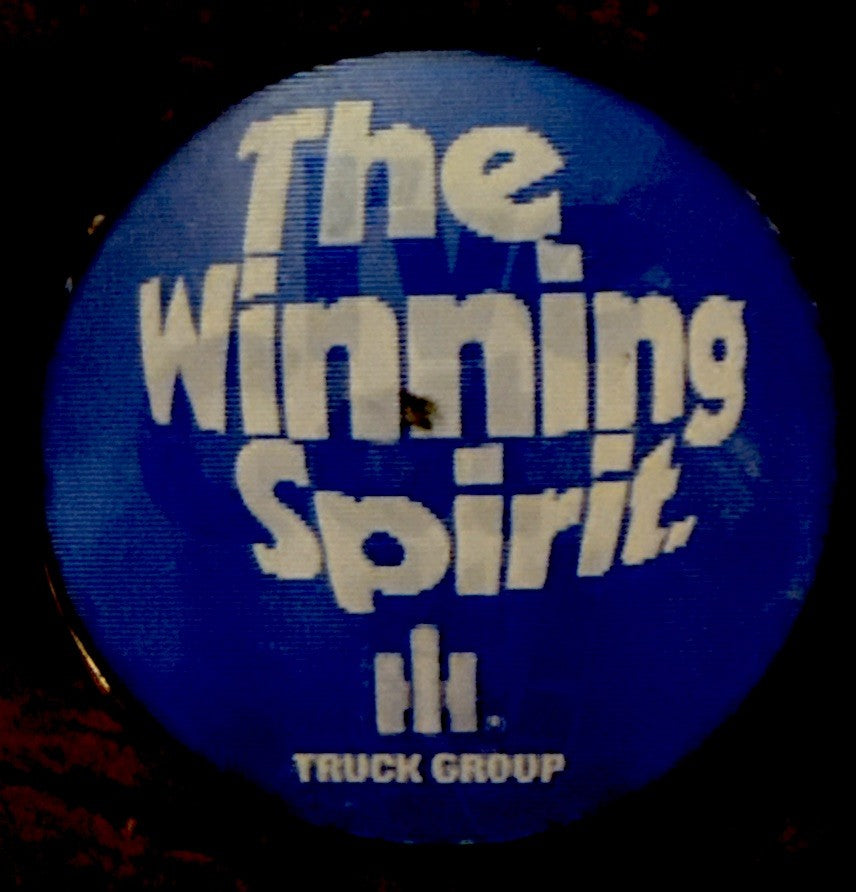 Vintage Vari-Vue International Truck Group 2-phase flicker pin - photo 2