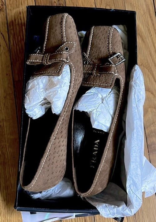 Prada brown suede kitten heels buckle bow size 36