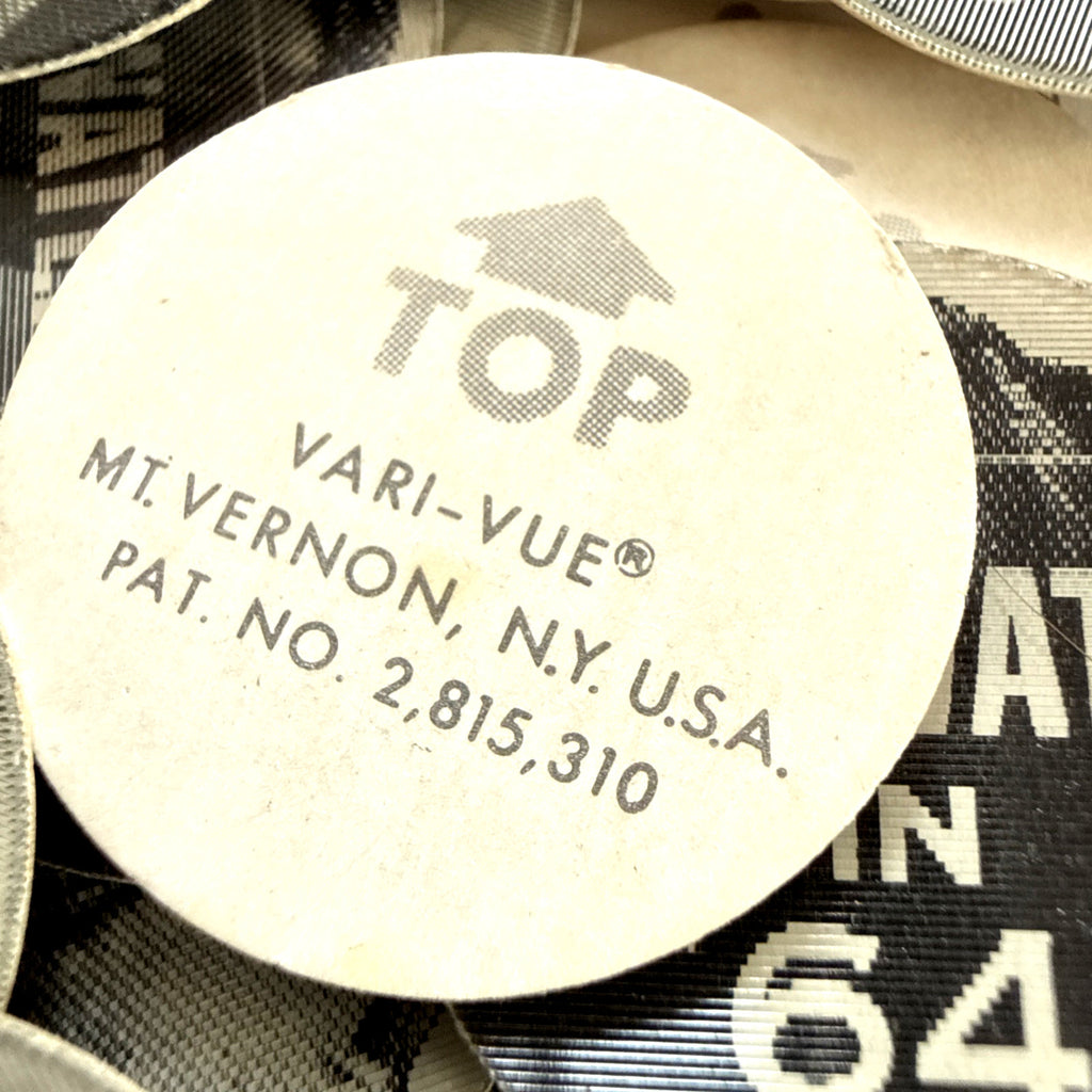 Vari-Vue round lenticular Goldwater in 64 political pins lot of 33 - photo 5