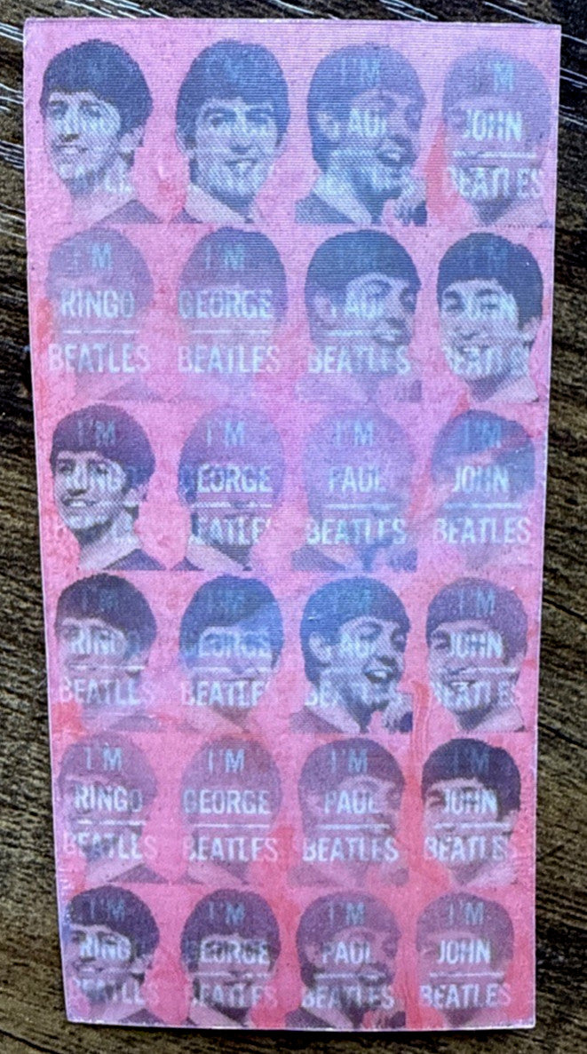 Original Vari-Vue Beatles flasher ring sheet with 24 lenticular flickers 1964