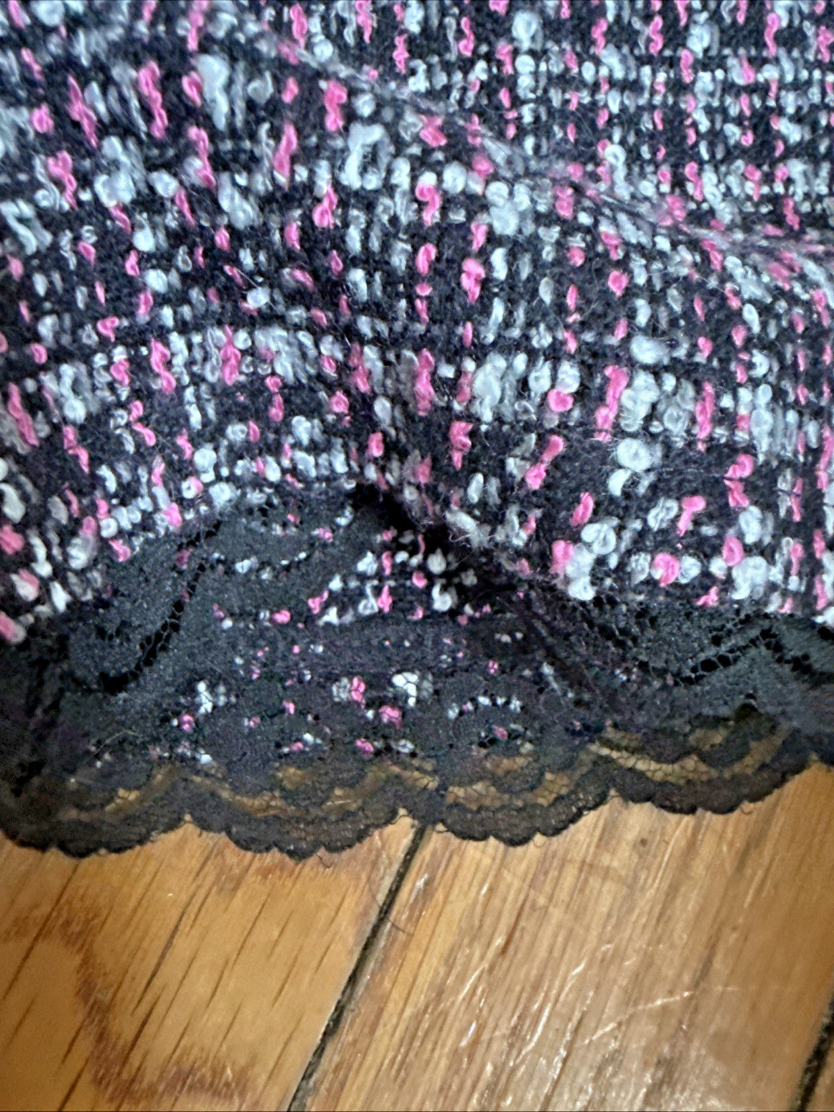 BEAUTFUL BLACK TWEED W LACE SKIRT 4T - photo 3