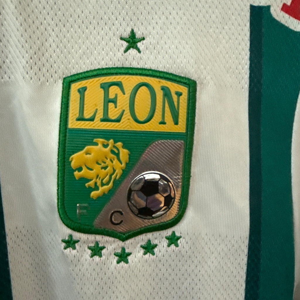 Pirma Club Leon jersey size small - photo 5