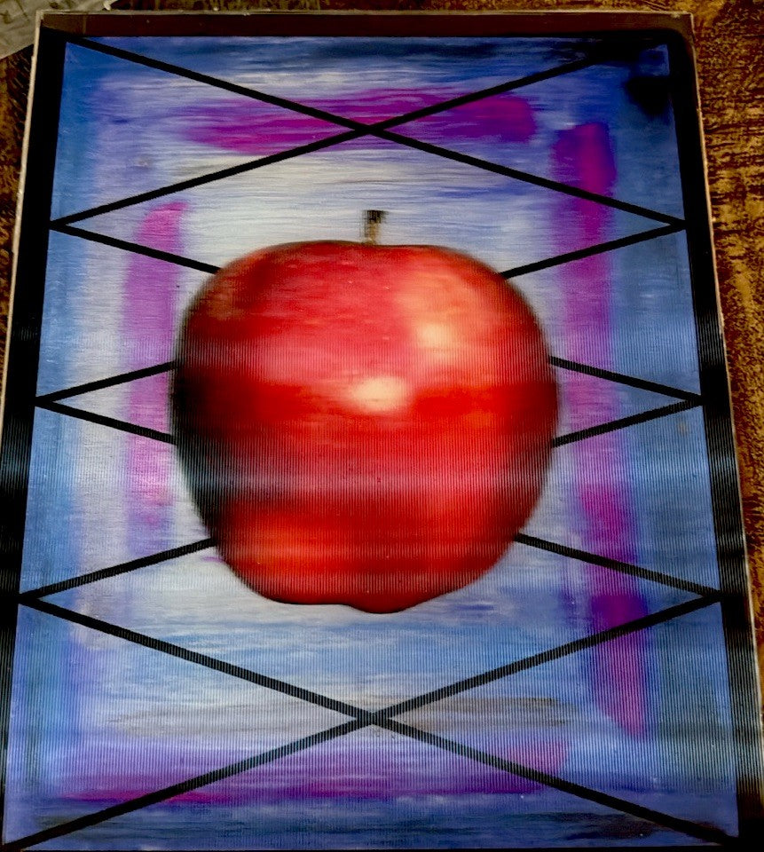 3D lenticular Depthography R. Munn suspended apple 8x10 - photo 5