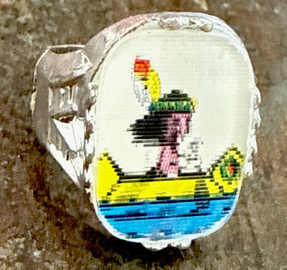 1960s Vari-Vue flicker toy prize boy paddling canoe ring - photo 2