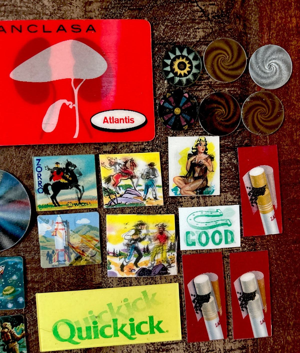 Vintage Vari-Vue assorted lenticular flickers lot - photo 3