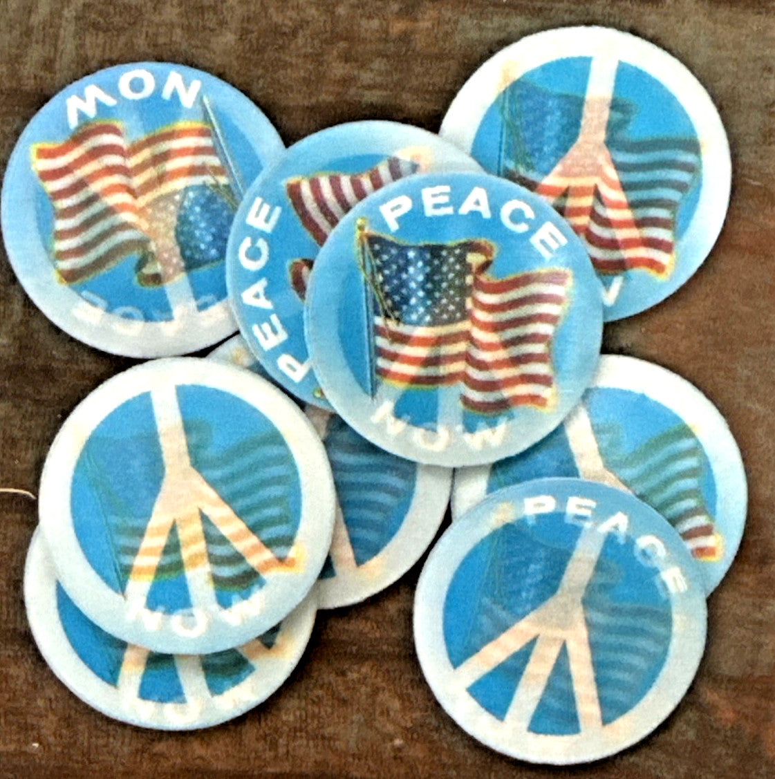 2-PEACE NOW, AMERICAN FLAG 1960S SCARSE VARI VUE LENTICULAR UNUSED STICKERS NOS - photo 2