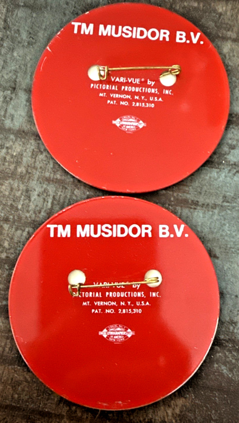 Vari-Vue McGovern US presidential campaign flasher pins two styles - photo 4