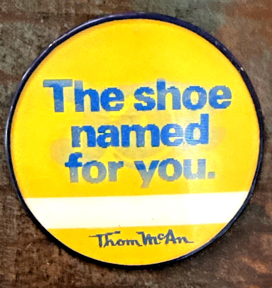 1970s Thom McAn JOX shoe Vari-Vue flicker advertising pin - photo 3