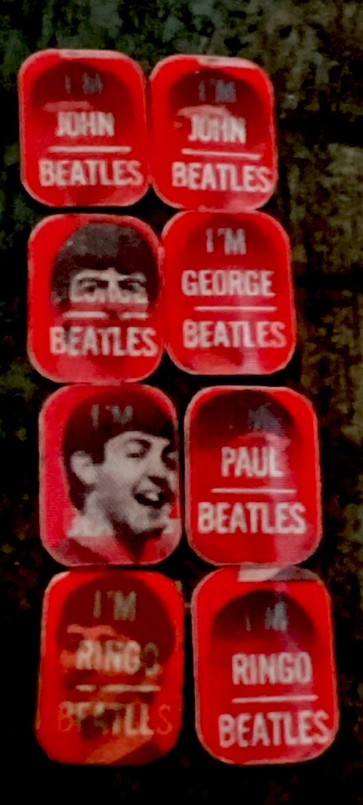 1960s Beatles vending Vari-Vue unused ring inserts set - photo 2
