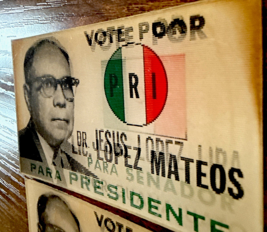 2-1958 VARI-VUE LENTICULAR FLICKER POLITICAL LOPEZ MATEOS/DR.JESUS LOPEZ LIRA - photo 3