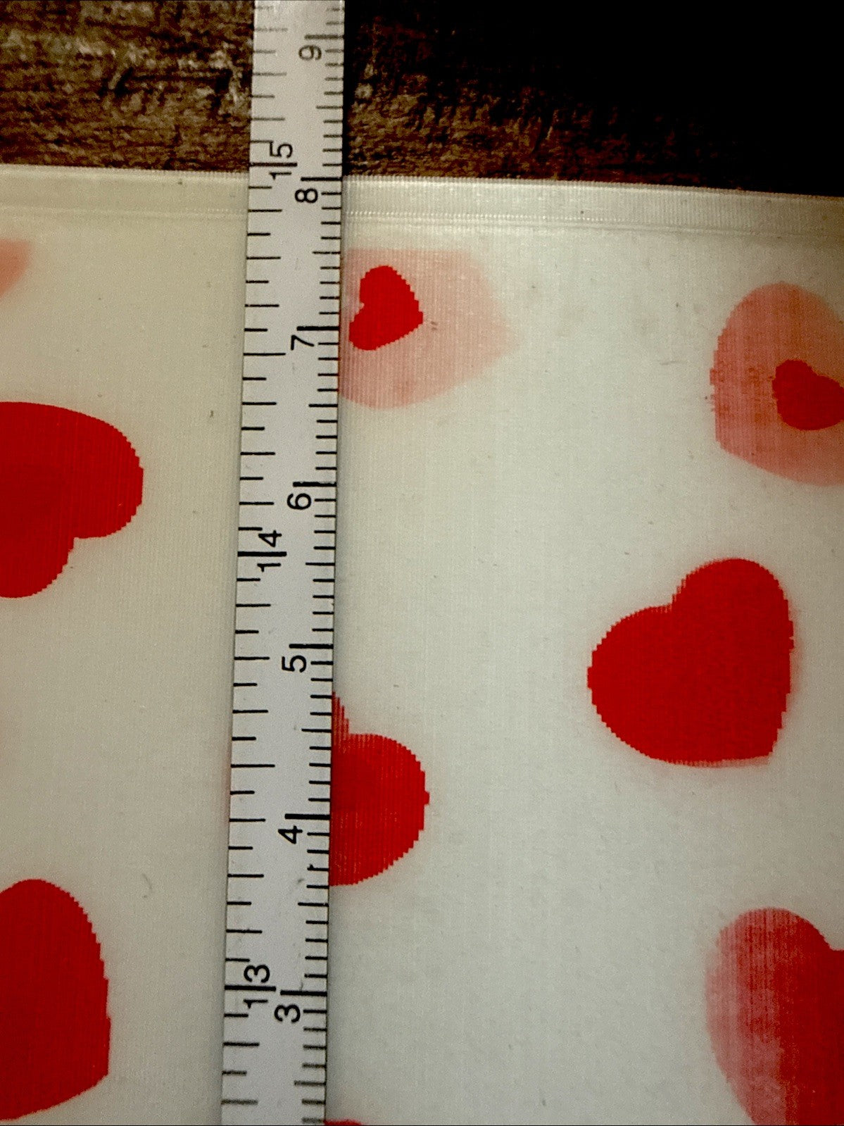 Vari-Vue lenticular soft vinyl moving motion large floating hearts - photo 5