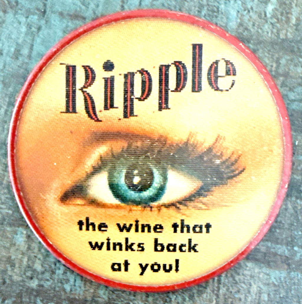Vintage Vari-Vue Ripple Wine blinking blue eye button pinback