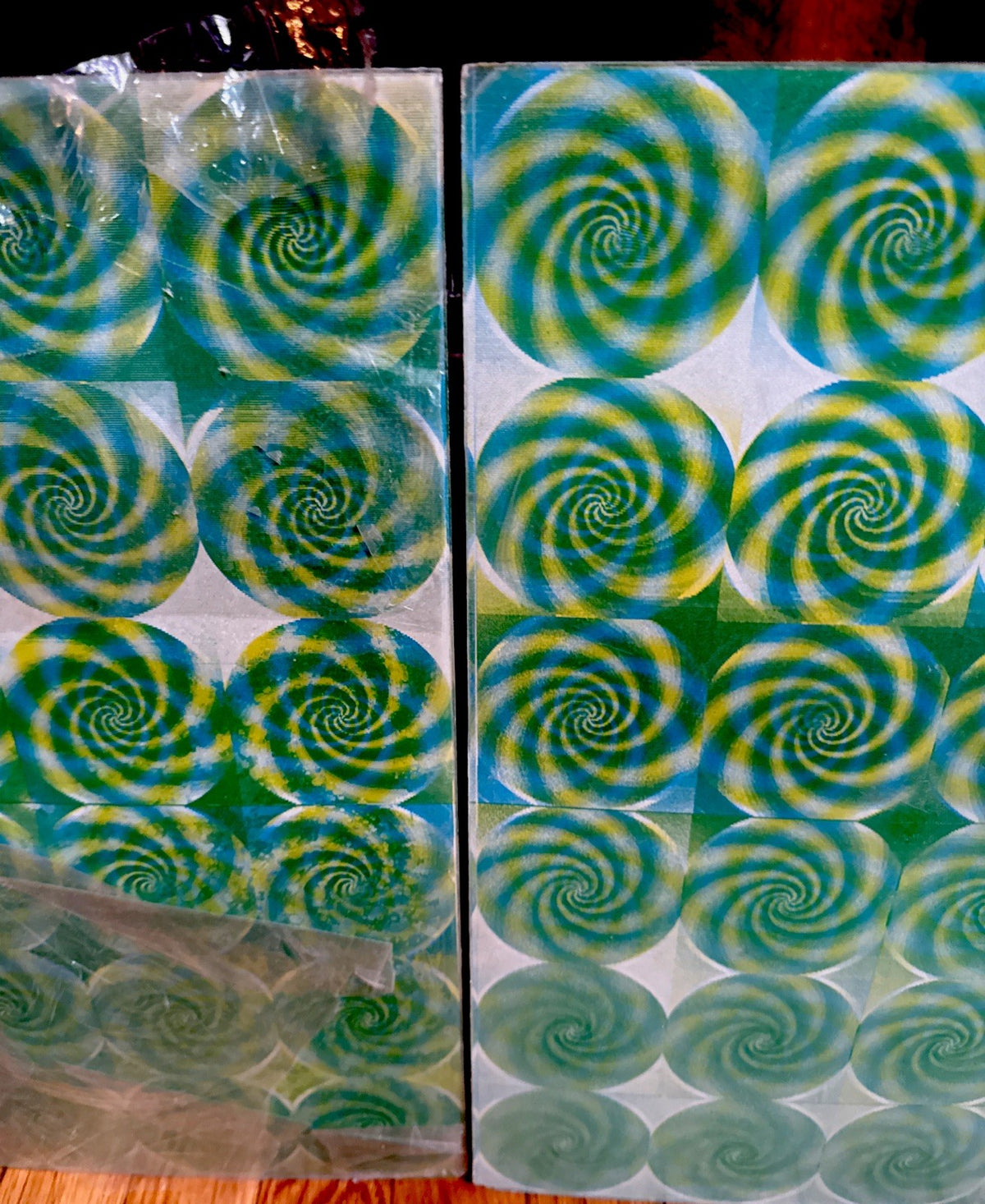 Vari-Vue psychedelic green swirls 14x16 moving motion lenticular picture - photo 2